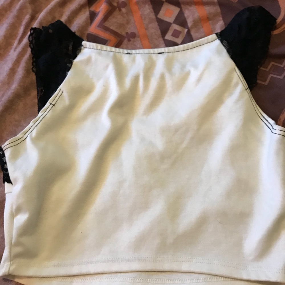 Crop top bundle - Picture 4 of 4